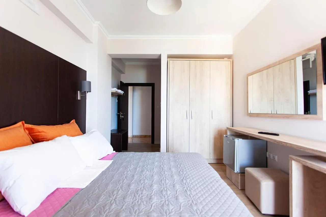 George Hotel Rooms&Suites Himare