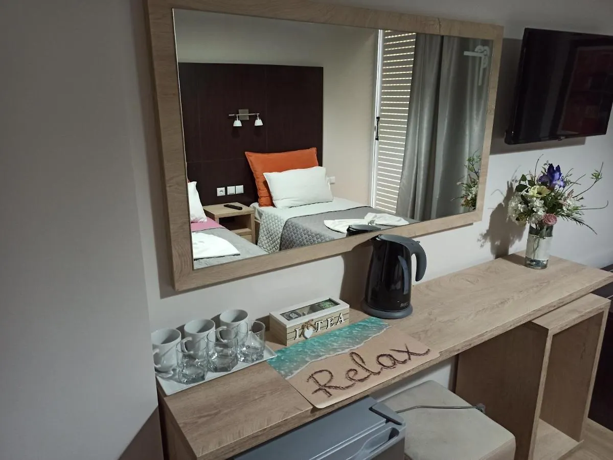 George Hotel Rooms&Suites Himare