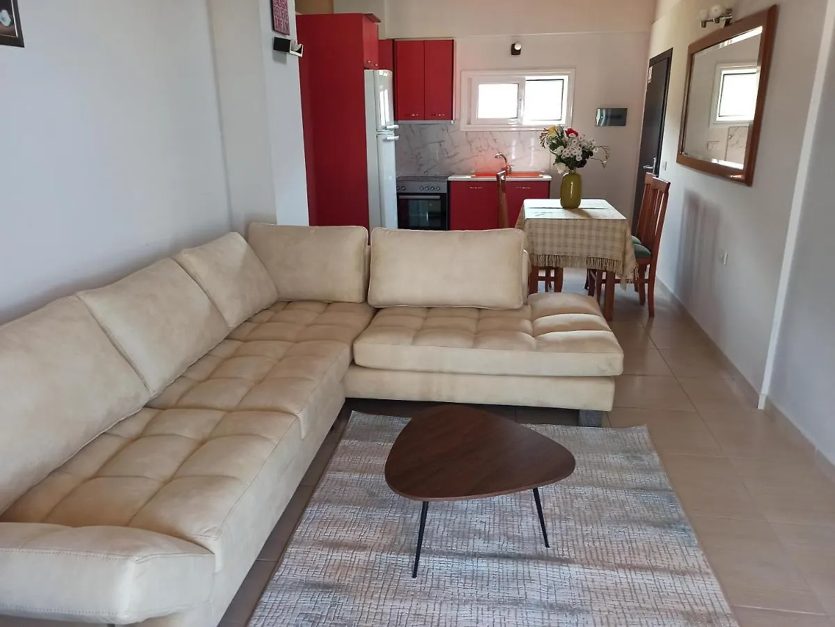 George Hotel Rooms&Suites Himare 3*,  Albanien