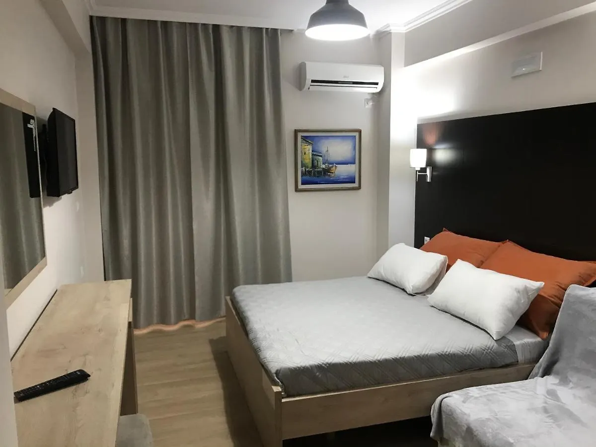 George Hotel Rooms&Suites Himare