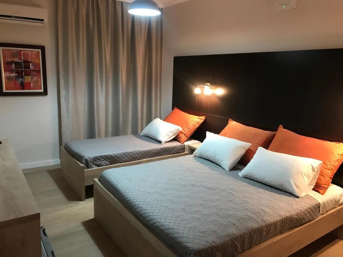 ***  George Hotel Rooms&Suites Himare Albanien