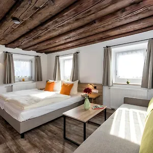 Uebernachten In Der Tenne Germany